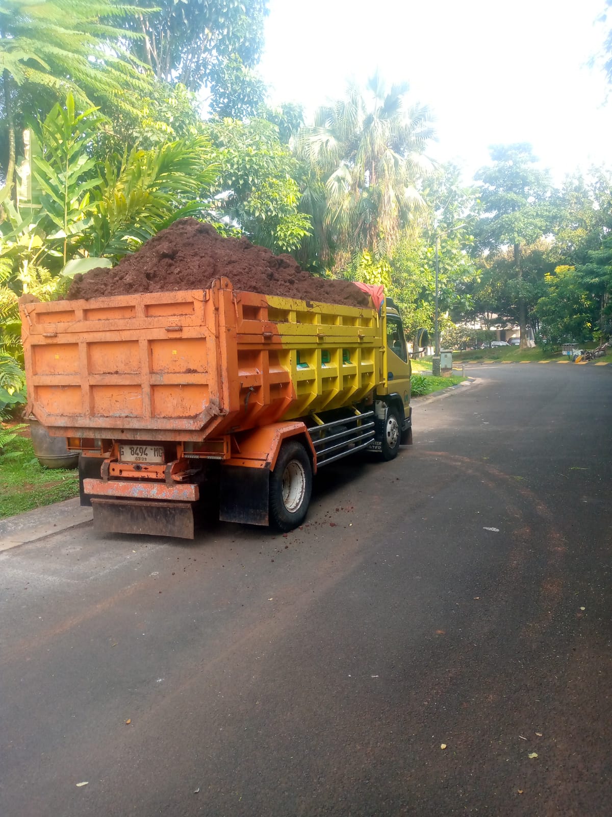 Dokumentasi Jasa Pengurugan Tanah Merah